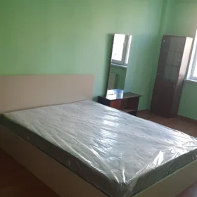 In Baku 70.0 m² apartment is for rent - Image 3