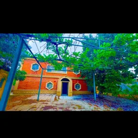 In Baku 240.0 m² house with 8.0 rooms is for rent - Image 2