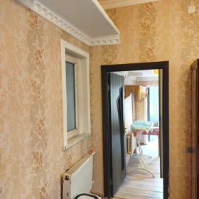 In Baku 28.0 m² house with 1.0 rooms is for rent - Image 2