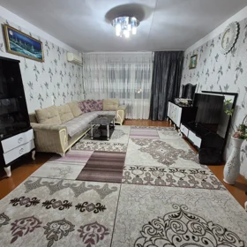 In Baku 70.0 m² apartment is for sale - Image 4