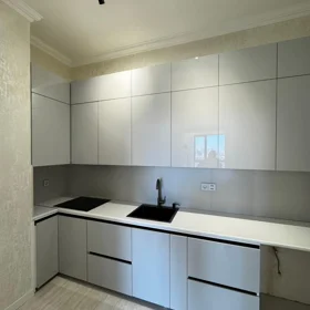 In Baku 65.0 m² apartment is for rent - Image 5