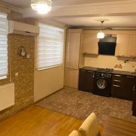 In Baku 140.0 m² apartment is for rent - Image 2