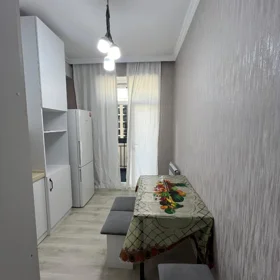 In Baku 60.0 m² apartment is for rent - Image 2
