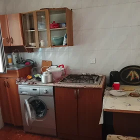 In Baku 80.0 m² house with 4.0 rooms is for sale - Image 3