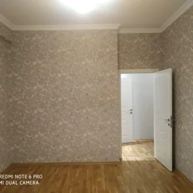 In Baku 72.0 m² apartment is for rent - Image 2