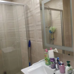 In Baku 72.0 m² apartment is for rent - Image 5