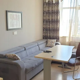 In Baku 80.0 m² apartment is for rent - Image 2