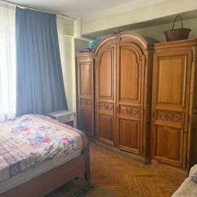 In Baku 90.0 m² apartment is for sale - Image 4