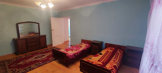 In Baku 100.0 m² house with 3.0 rooms is for rent - Image 4