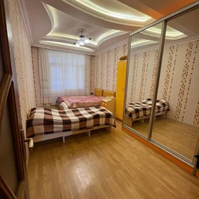 In Baku 125.0 m² apartment is for sale - Image 5