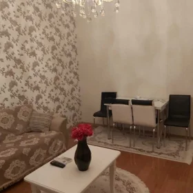 In Baku 65.0 m² apartment is for rent - Image 2