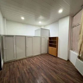 In Baku 60.0 m² commercial is for rent - Image 4