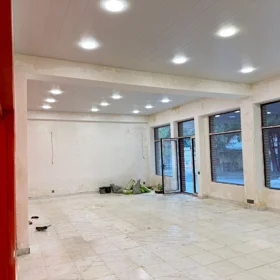 In Baku 150.0 m² commercial is for rent - Image 2