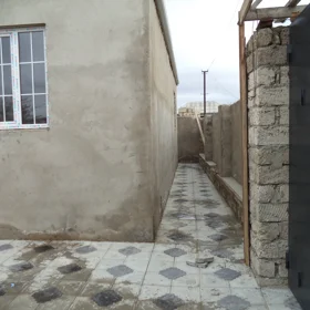 In Baku 110.0 m² house with 3.0 rooms is for sale - Image 3