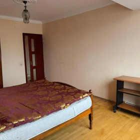 In Baku 70.0 m² apartment is for rent - Image 4