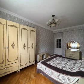 In Baku 125.0 m² apartment is for rent - Image 5