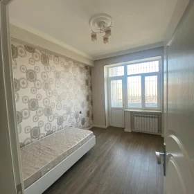 In Baku 80.0 m² apartment is for rent - Image 2