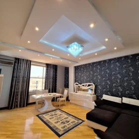 In Baku 100.0 m² apartment is for sale - Image 3