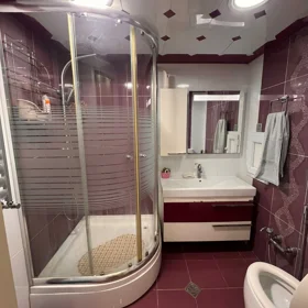 In Baku 104.0 m² apartment is for sale - Image 4