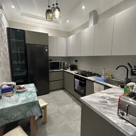 In Baku 100.0 m² apartment is for rent - Image 4