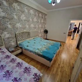 In Baku 100.0 m² apartment is for rent - Image 5