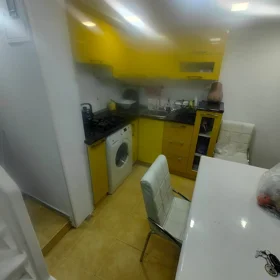 In Baku 55.0 m² house with 3.0 rooms is for rent - Image 2