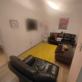 In Baku 55.0 m² house with 3.0 rooms is for rent - Image 3