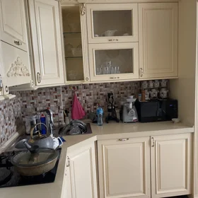 In Sumgayit 98.0 m² apartment is for sale - Image 3