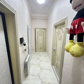 In Baku 68.0 m² apartment is for sale - Image 4