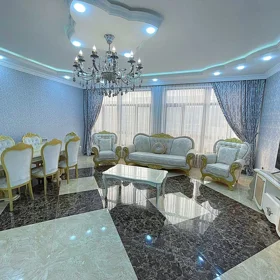 In Baku 110.0 m² apartment is for rent - Image 2