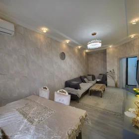 In Baku 66.0 m² apartment is for sale - Image 3