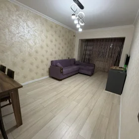 In Baku 91.0 m² apartment is for rent - Image 3