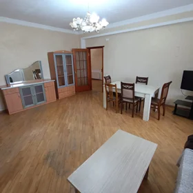 In Baku 90.0 m² apartment is for rent - Image 5