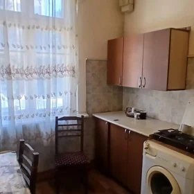 In Baku 65.0 m² apartment is for rent - Image 5