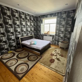 In Baku 127.0 m² house with 6.0 rooms is for sale - Image 2