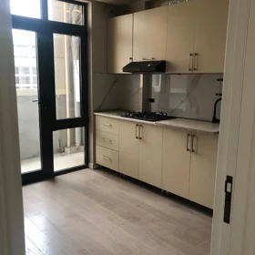 In Baku 80.0 m² apartment is for rent - Image 2