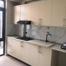 In Baku 80.0 m² apartment is for rent - Image 3