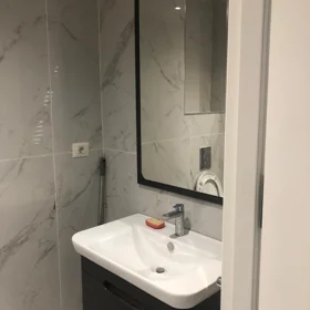 In Baku 80.0 m² apartment is for rent - Image 5