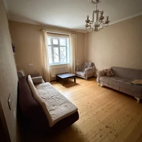 In Khirdalan 300.0 m² house with 5.0 rooms is for rent - Image 3