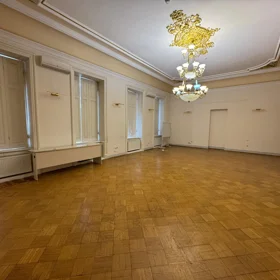 In Baku 362.0 m² office is for rent - Image 3