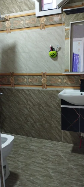 In Baku 120.0 m² house with 4.0 rooms is for sale - Image 3