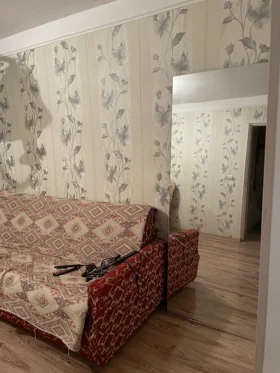 In Baku 100.0 m² apartment is for sale - Image 2