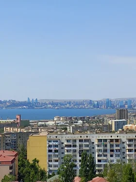 In Baku 145.0 m² apartment is for sale - Image 3