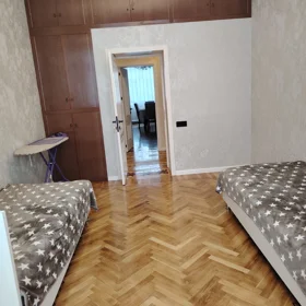 In Baku 80.0 m² apartment is for sale - Image 5