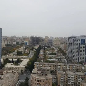 In Baku 170.0 m² apartment is for sale - Image 2