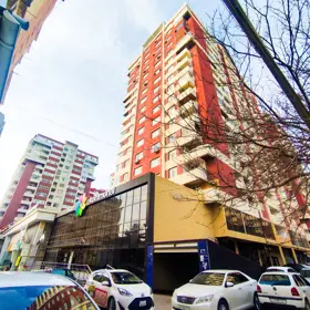 Baku-da 90.0 m2 mənzil kirayə verilir