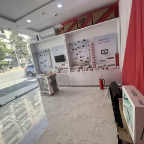 In Baku 100.0 m² commercial is for rent - Image 3