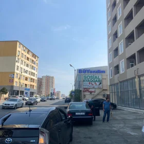 In Baku 76.0 m² apartment is for sale - Image 3