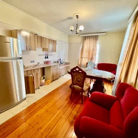 In Baku 445.0 m² house with 1.0 rooms is for sale