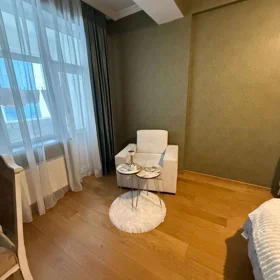 In Baku 110.0 m² apartment is for sale - Image 2